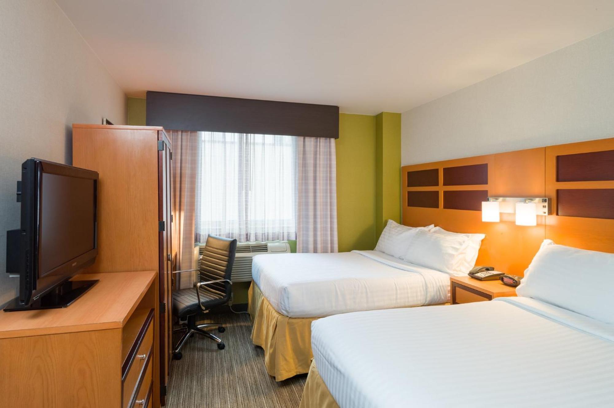 Holiday Inn Express - Times Square, An Ihg Hotel Νέα Υόρκη Εξωτερικό φωτογραφία